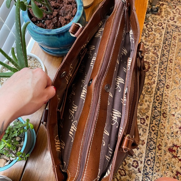 📍SOLD American West “Lady Lace” Tooled Leather Tote - Picture 10 of 16